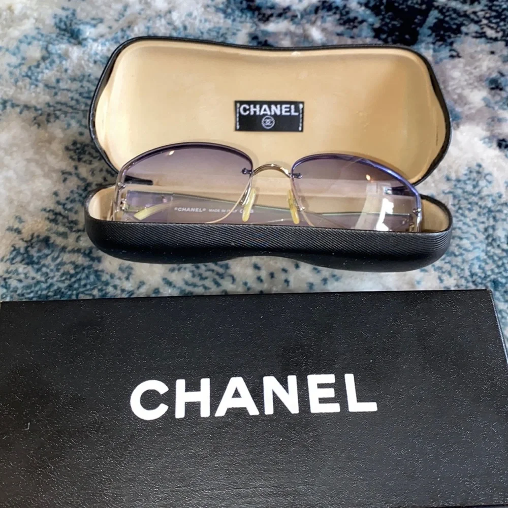Chanel Sunglasses bought In 2003 saks fifth avenue Manhattan New York authentic - Picture 1 of 12